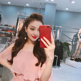 Đầm body hồng cổ phối voan 2235