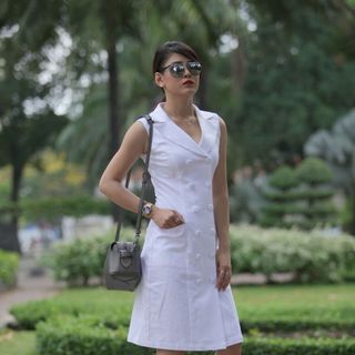 ĐẦM CỔ VEST 2 DÃY NÚT PHONG CÁCH CHÂU ÂU