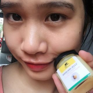 Sữa ong chúa tươi