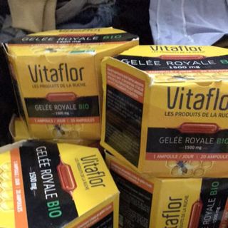 Sữa ong chúa Vitaflor Bio 1500mg 20 ống của Pháp
