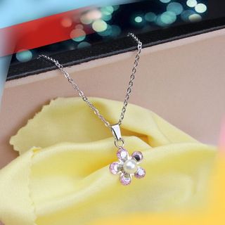 Dây chuyền hoa mai màu hồng