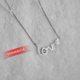 Dây chuyền inox chữ LOVE - Mặt cáo
