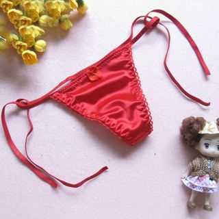 Quần lót tam giác lọt khe cột dây hông - ms 17732
