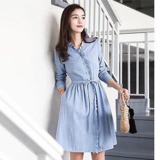 Đầm viền bèo