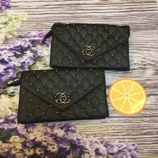 Ví cầm tay Clutch x đinh