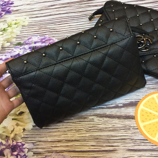 Ví cầm tay Clutch x đinh
