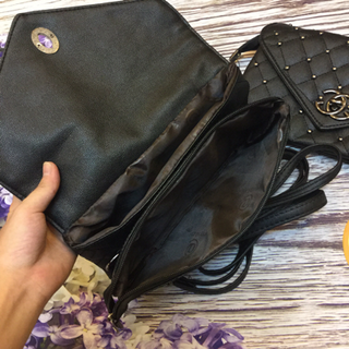 Ví cầm tay Clutch x đinh