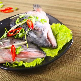 Đầu cá hồi tươi Nauy
