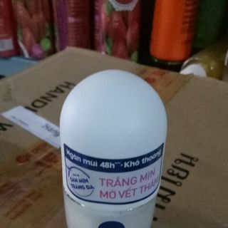 lăn khử mùi nivea