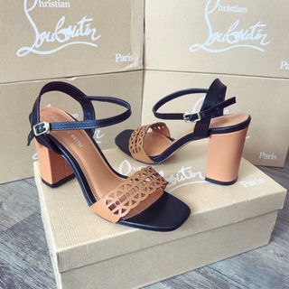 giay sandal got vuông