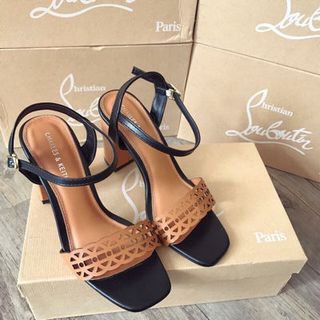 giay sandal got vuông