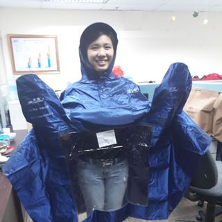 Áo mưa đôi có tai che gương