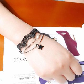 Choker tay mẫu nhiều chi tiết