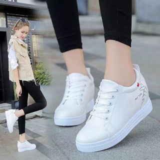 giay bata bắn tim xinh