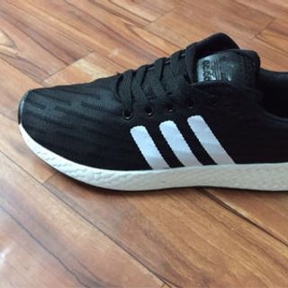 adidasNMDr2