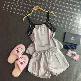 Bộ ngủ dây phi bóng viền ren
