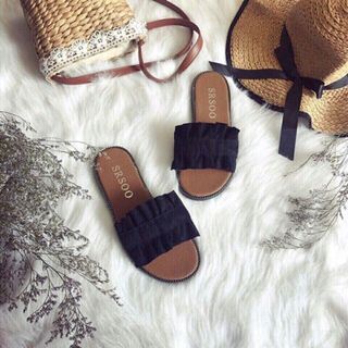 dép quai ngang bèo