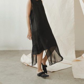 đầm voan thiết kế dáng suông