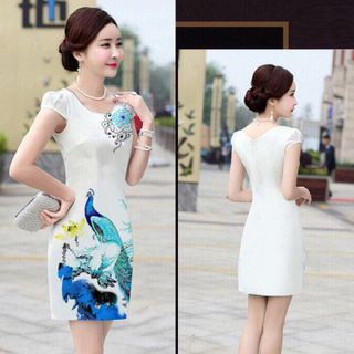 Đầm in 3D nền gấm