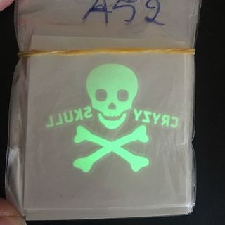 hình xăm dán phát sáng trong đêm