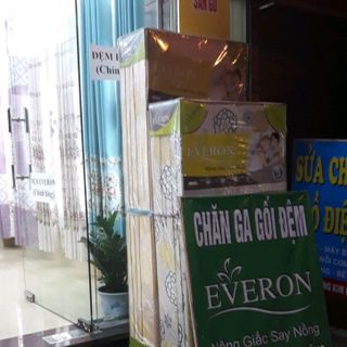 Đệm Everon