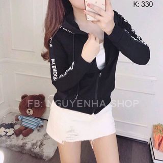 Áo khoác da cá chữ chạy dọc tay