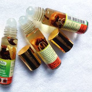 Dầu lăn Thảo dược Nhân Sâm