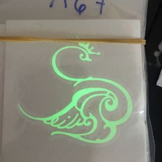 hình xăm dán phat sáng trong đêm
