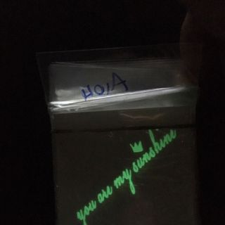 hình xăm dán phát sáng trong đêm