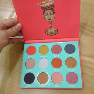 Bảng Màu Mắt Saharan Juvia 12 ô