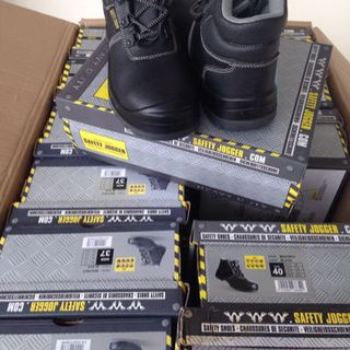 giầy bảo hộ Jogger best trun S3