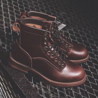 Giầy REDWING