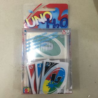 Hộp bài uno nước H2O