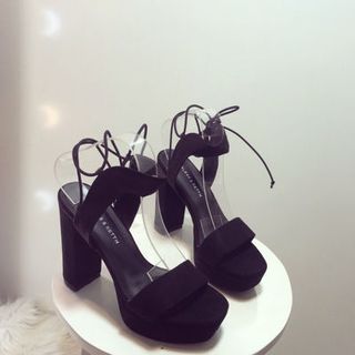 giay sandal got vuông cột dây