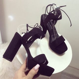 giay sandal got vuông cột dây