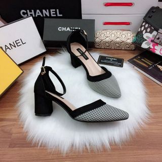 giay sandal got vuông