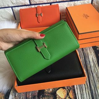 Ví Chữ H khóa gài