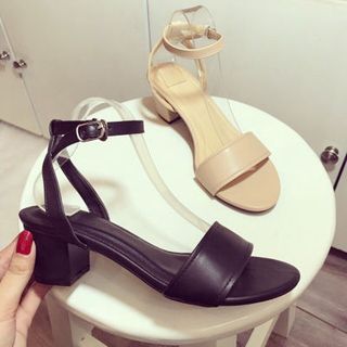 giay sandal got vuông