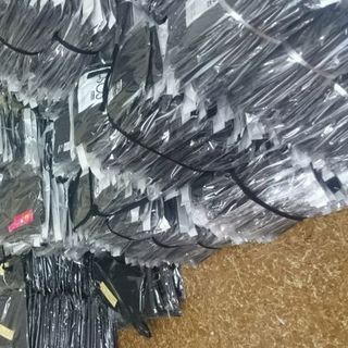 Quần nâng mông