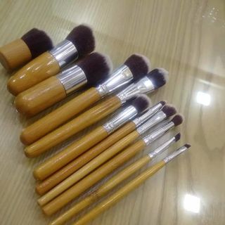 SÉT CỌ CÁN GỖ 11 CÂY