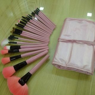 BỘ CỌ 24 CÂY 300K CÁN GỖ