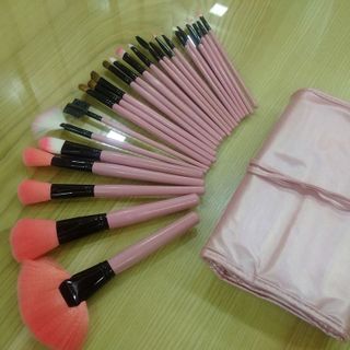 BỘ CỌ 24 CÂY 300K CÁN GỖ
