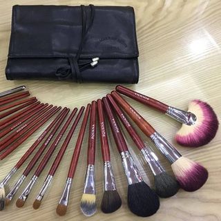 BỘ CỌ PRO MAKEUP BQUKNA 22 CÂY