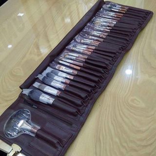 Bộ Cọ Makeup Forever 30 Cây Lông Chồn