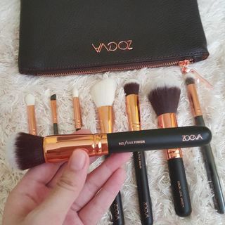 BỘ CỌ ZOEVA 15 CÂY CÁN VÀNG