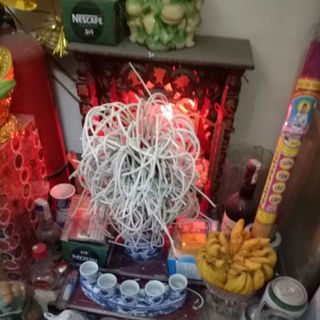 Hương thơm cuốn tàn Bách Nhật