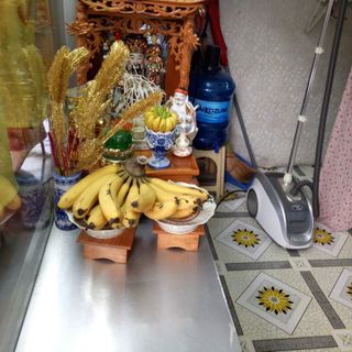 Hương thơm cuốn tàn Bách Nhật