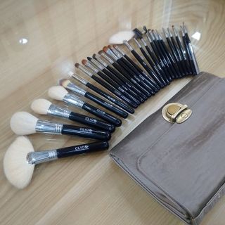 BỘ CỌ CLIO 26 CÂY LÔNG THÚ BẠC