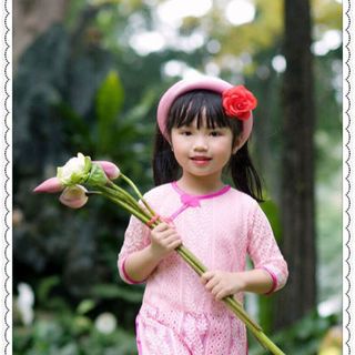 áo dài ren bé gái