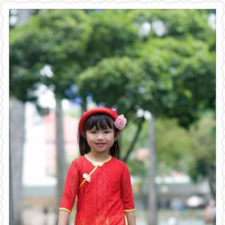 áo dài ren bé gái